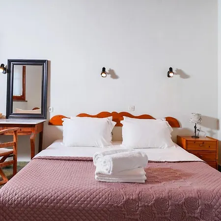 Giola Sirines * Asztrída